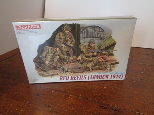 Dragon 6023 red - 1/35,