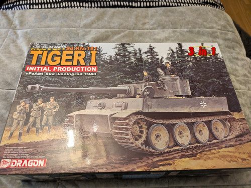Dragon tiger initial - dragon, i