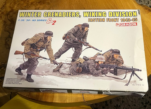 Dragon 6372 winter - dragon, 1:35